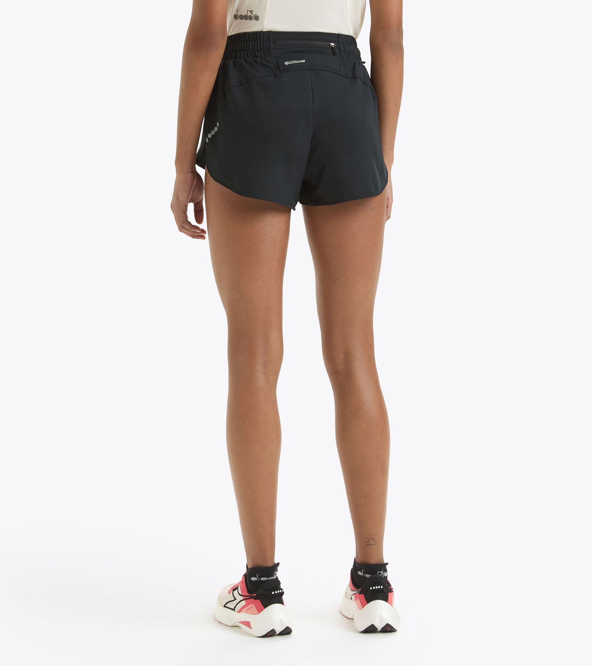 L. SUPER LIGHT SHORTS 2.5" Product Image