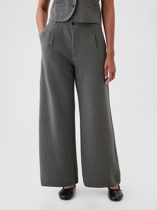 Lightweight CashSoft Pleated  Trousers Product Image