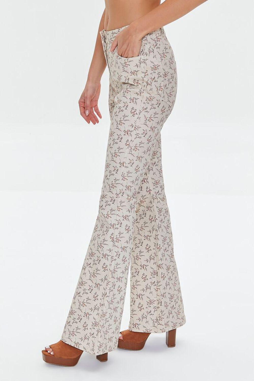 Ditsy Floral Print Flare Pants | Forever 21 Product Image