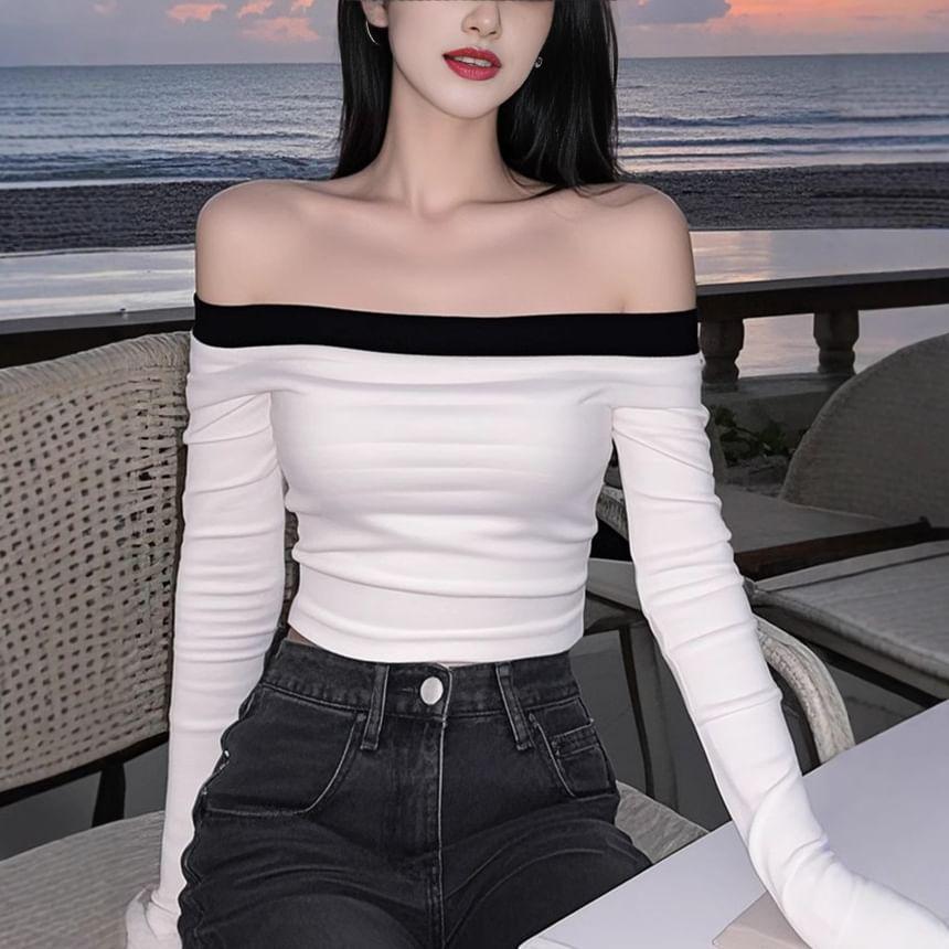 Long Sleeve Off Shoulder Contrast Trim T-Shirt Product Image