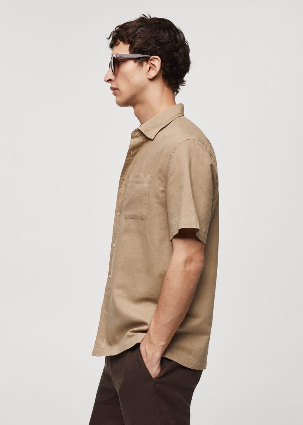 MANGO MAN - Regular-fit linen short-sleeved shirt sandMen Product Image