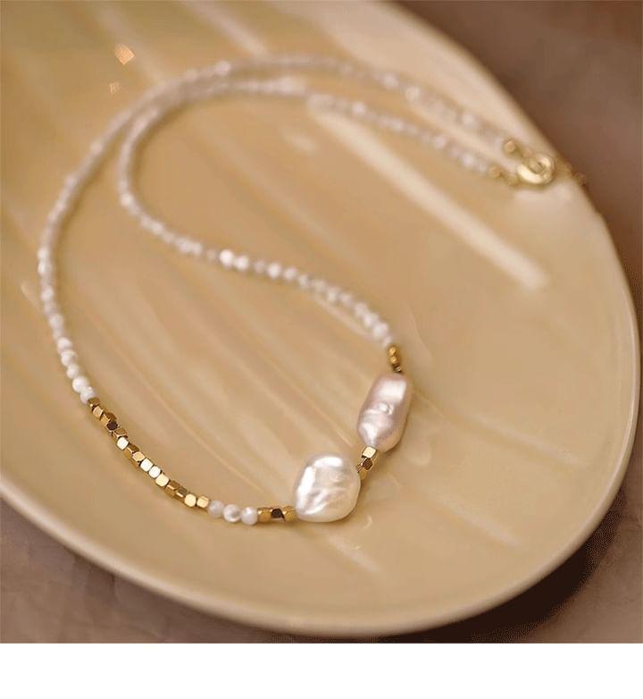 Faux Pearl Beaded Necklace Product Image