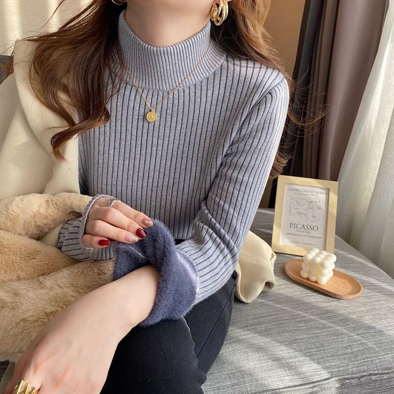 Long-Sleeve Mock Neck Plain Fleece-Lined Knit Top Product Image