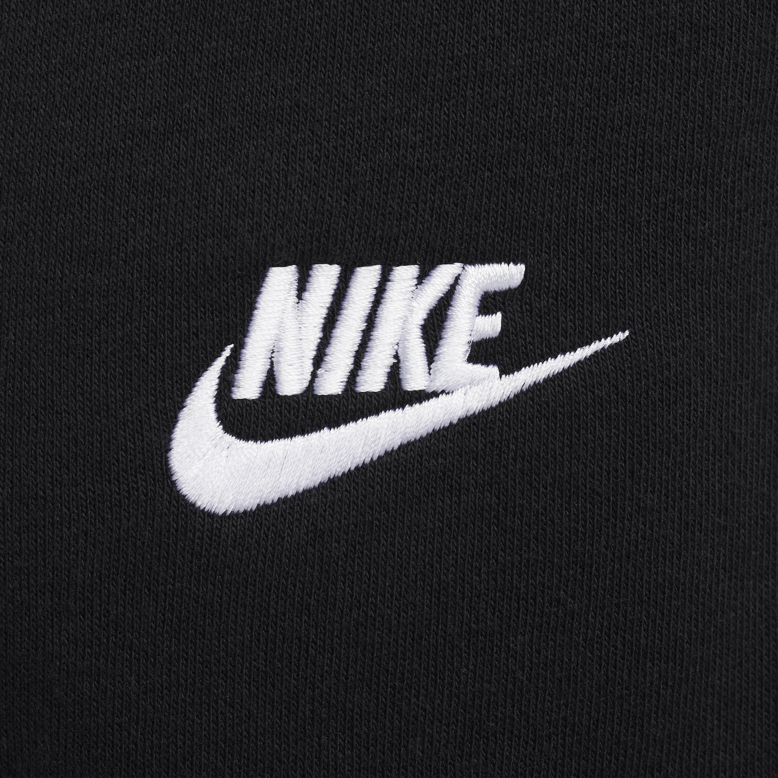 Nike Club Fleece cuffed sweatpants in black - BLACK Product Image