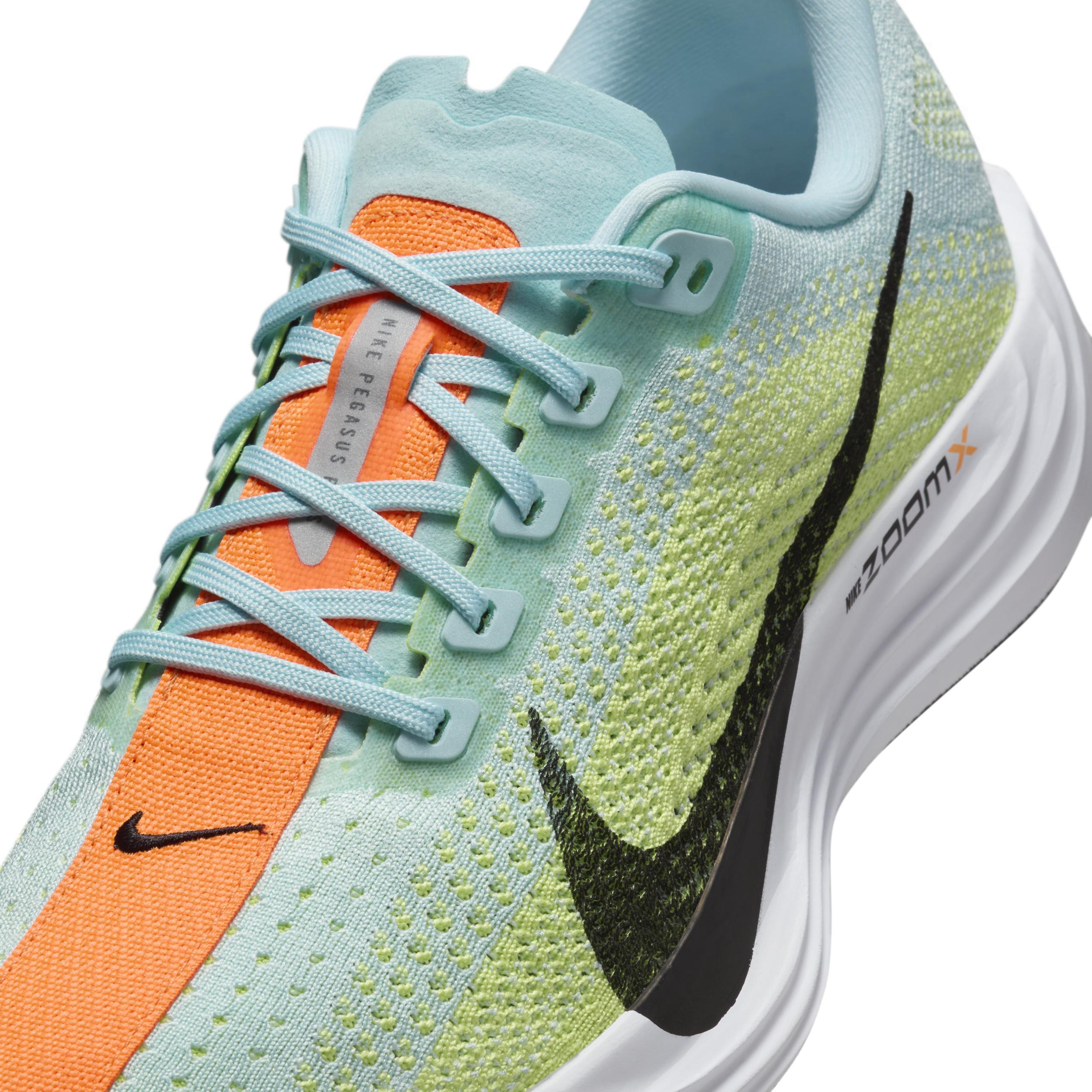 Nike Women's Pegasus Plus Road Running Shoes Product Image