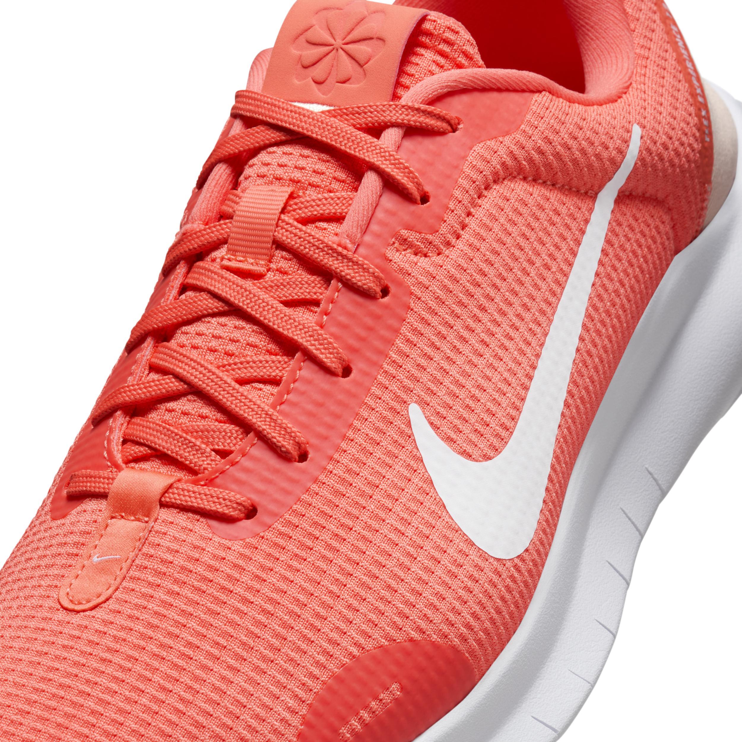 Nike Women's Flex Experience Run 12 Road Running Shoes (Extra Wide) Product Image