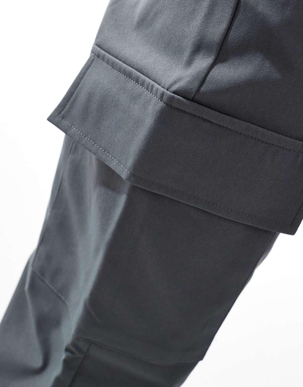 ONLY & SONS loose fit smart cargo pants in charcoal Product Image