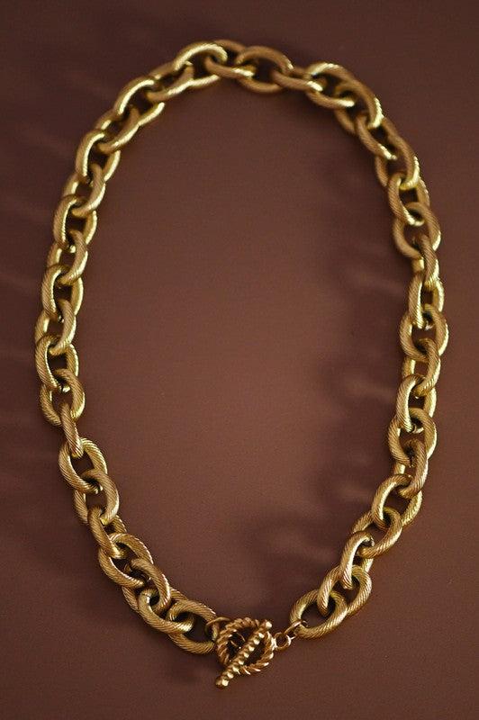 Chunky Chain Necklace Product Image