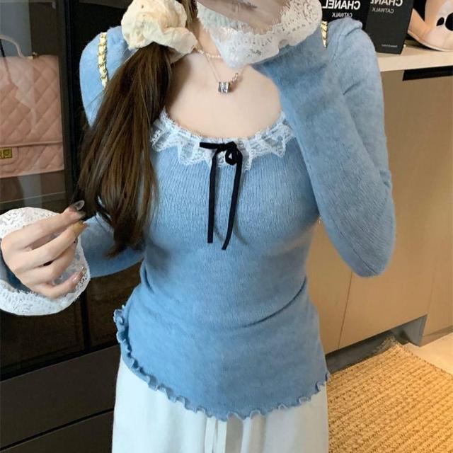 Long-Sleeve Scoop Neck Bow Accent Lace Trim Lettuce Edge Slim Fit Knit Top Product Image