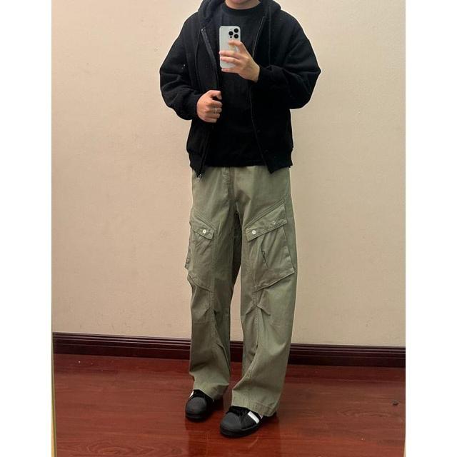 Mid Rise Plain Wide Leg Cargo Pants Product Image