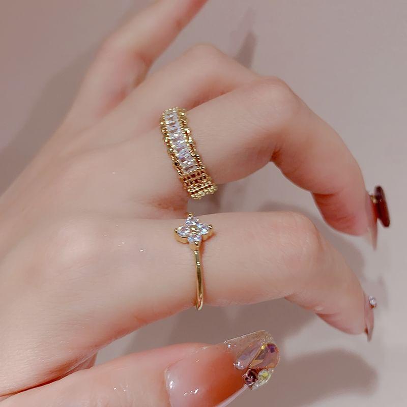 CZ Clover Ring Product Image