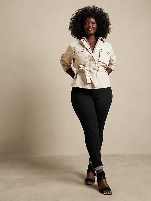 Curvy Mid-Rise Skinny Jean Product Image