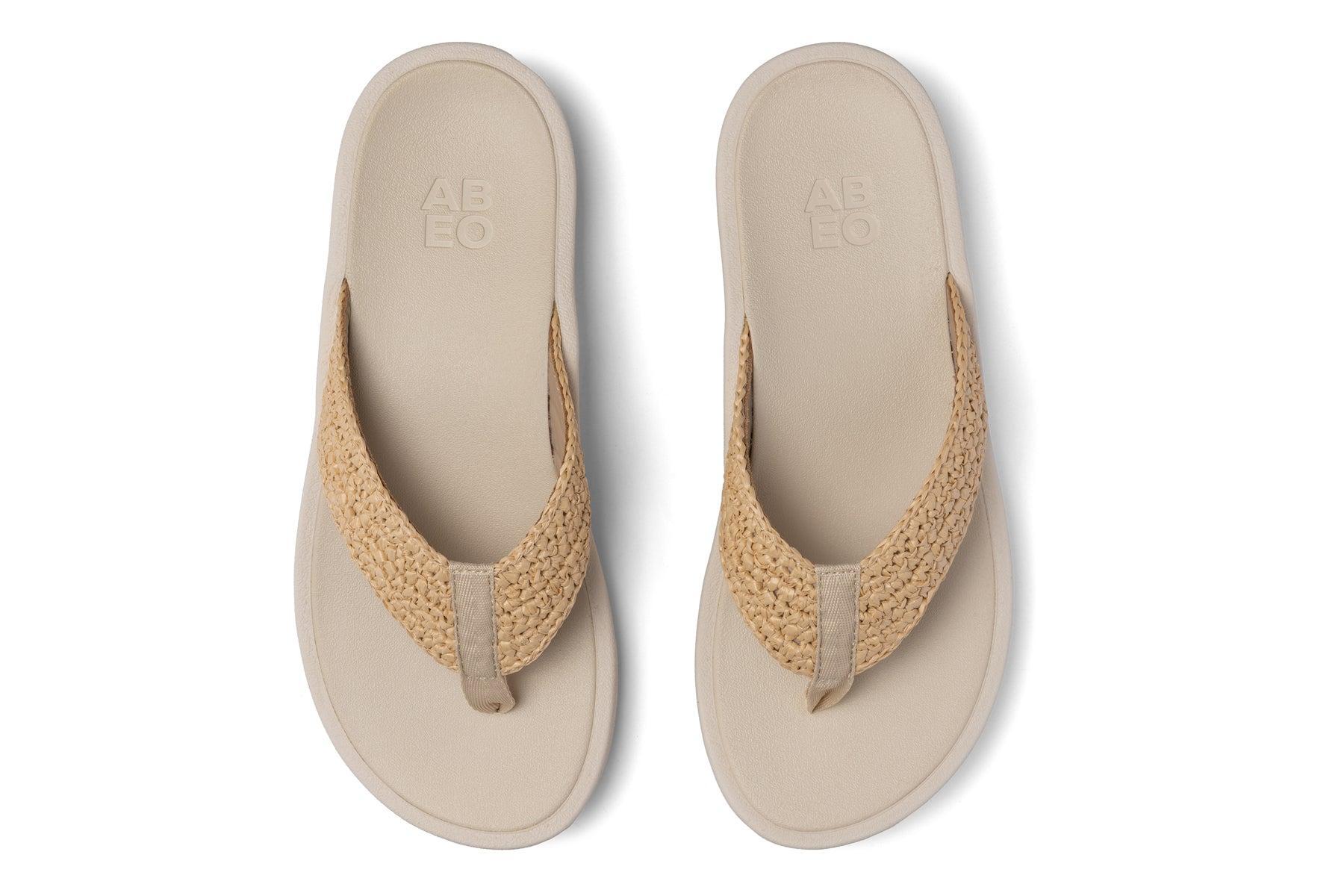 Paseo Thong Sandal Female Product Image