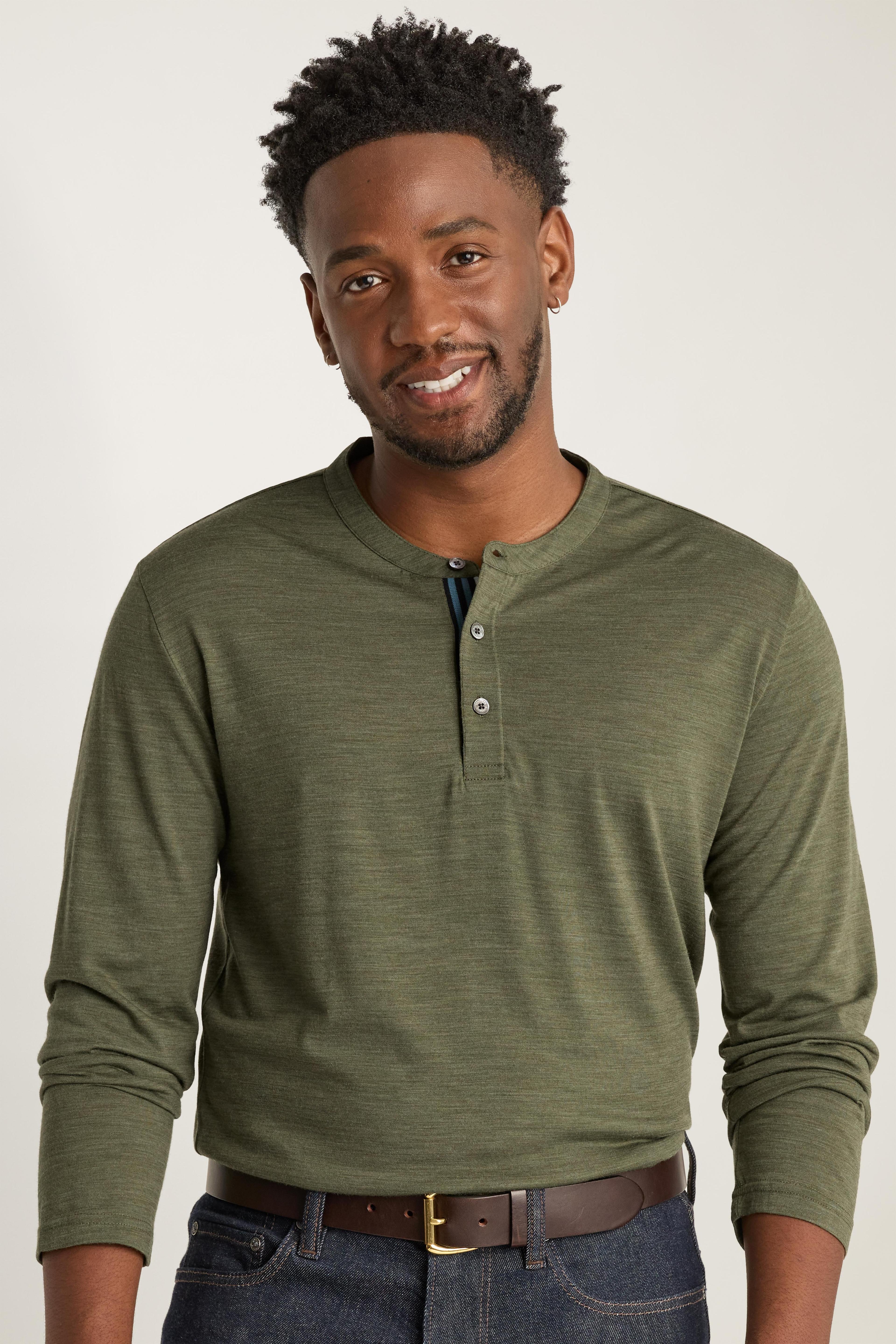 Performance Merino Long Sleeve Henley Product Image