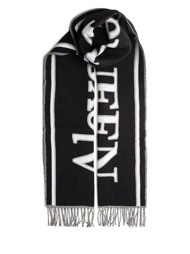 Black Wool Scarf Product Image