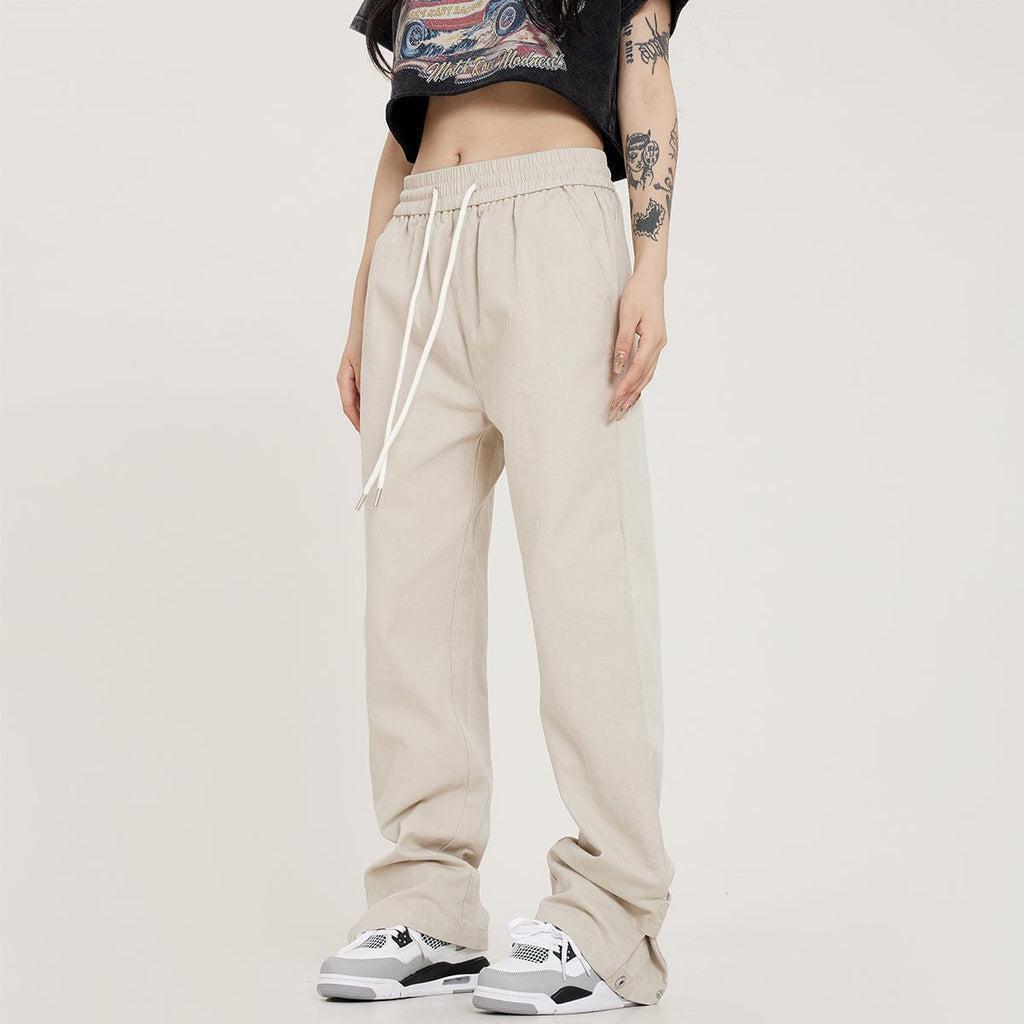 RTK (W) No. 1533 DRAWSTRING SIDE BUTTON WIDE STRAIGHT SWEATPANTS product image