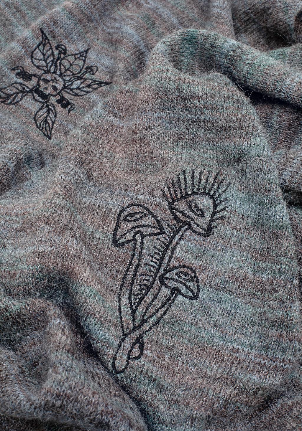 Mandragore Embroidered Knit Scarf Product Image