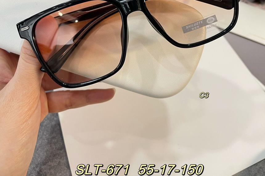 Square Sunglasses Product Image