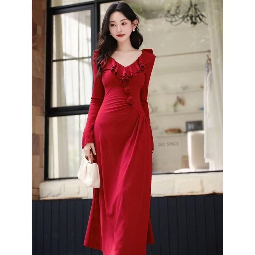 Long-Sleeve V-Neck Plain Flower Accent Ruffle Trim Midi A-Line Knit Dress Product Image