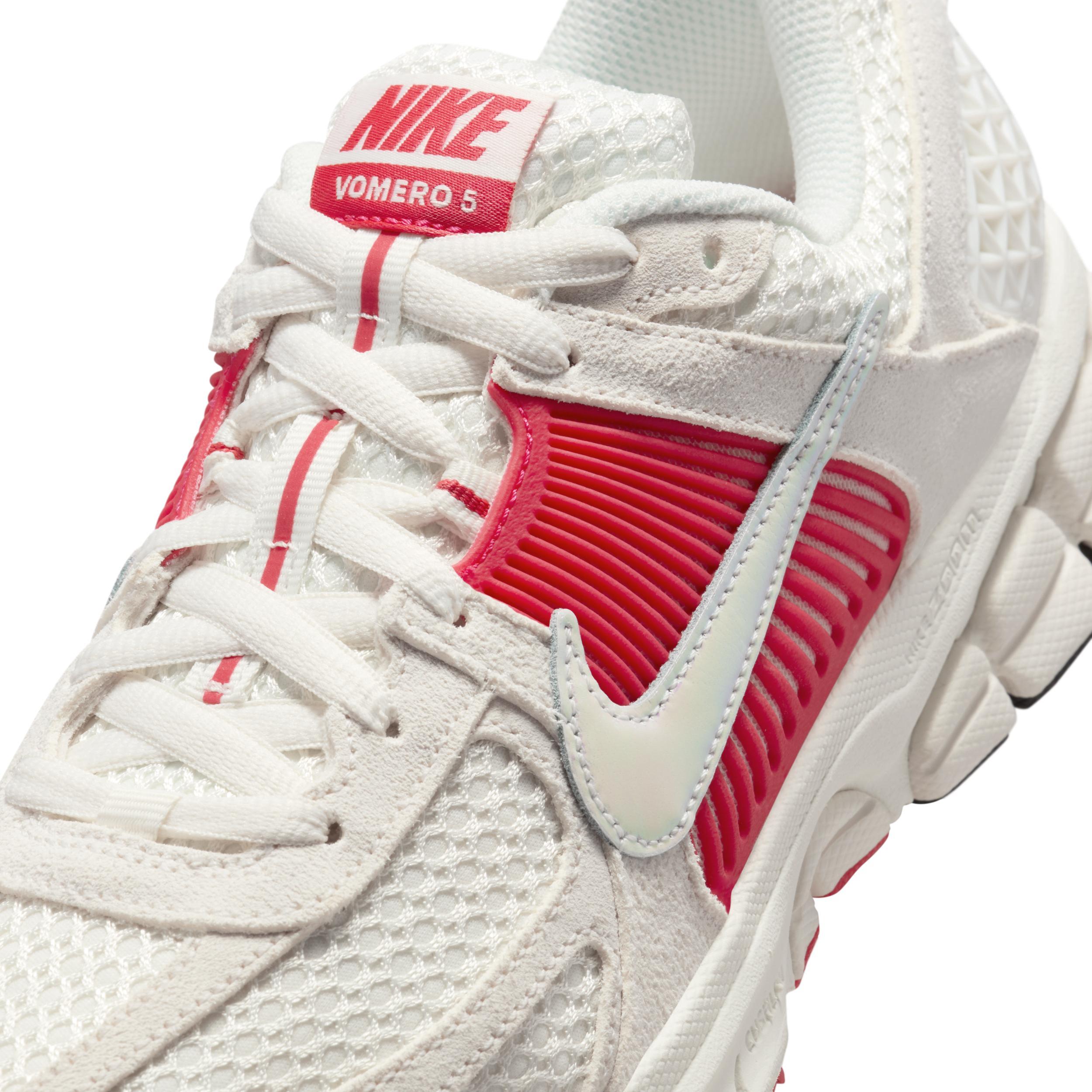 Nike Women's Zoom Vomero 5 Shoes Product Image