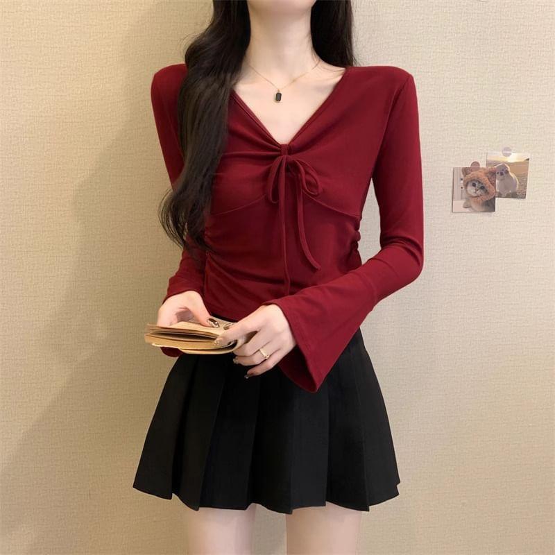 Long-Sleeve V-Neck Plain Bow Accent Ruched Slim Fit Crop Tee Product Image