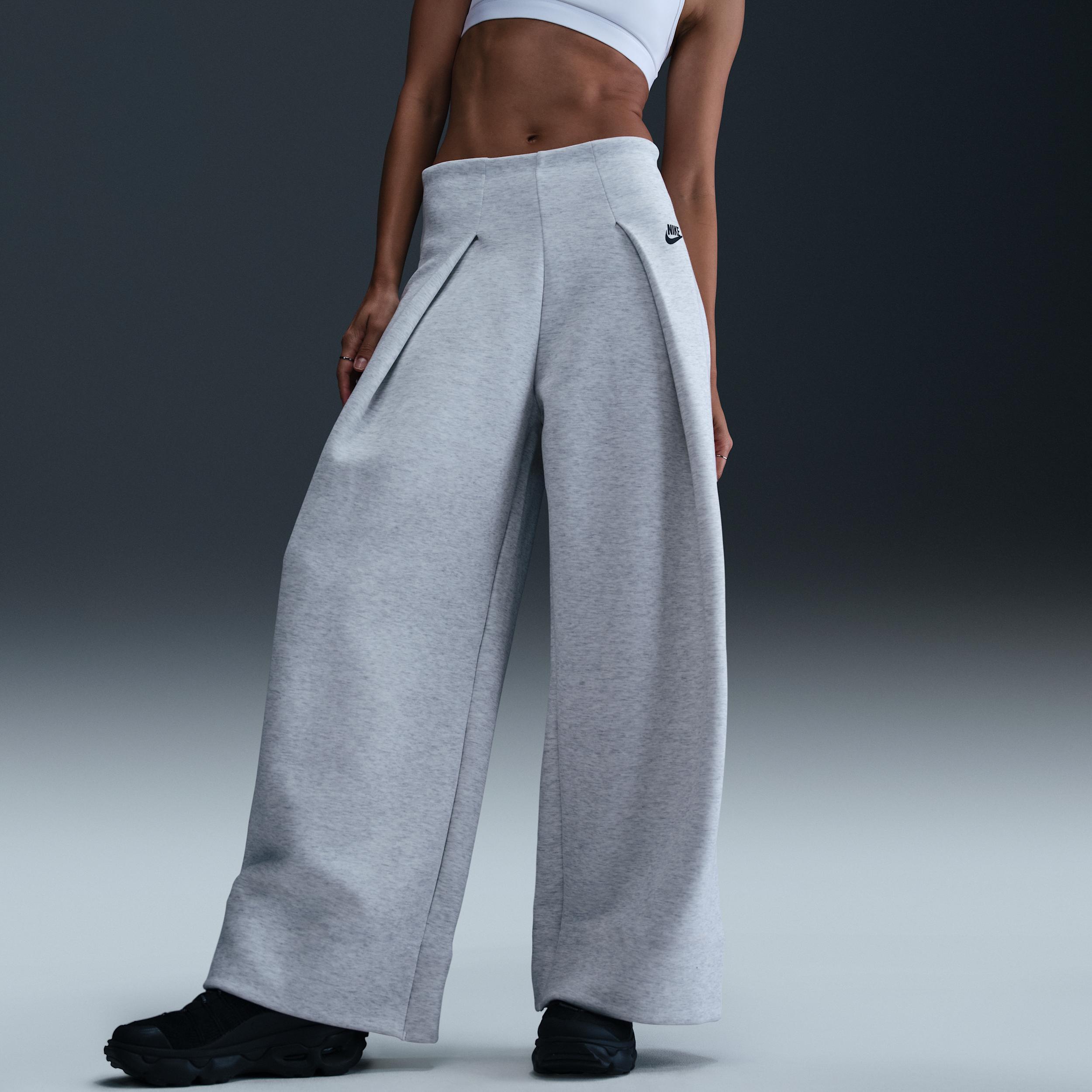 Nike Sportswear Tech Fleece Women's High-Waisted Pleated Pants Product Image