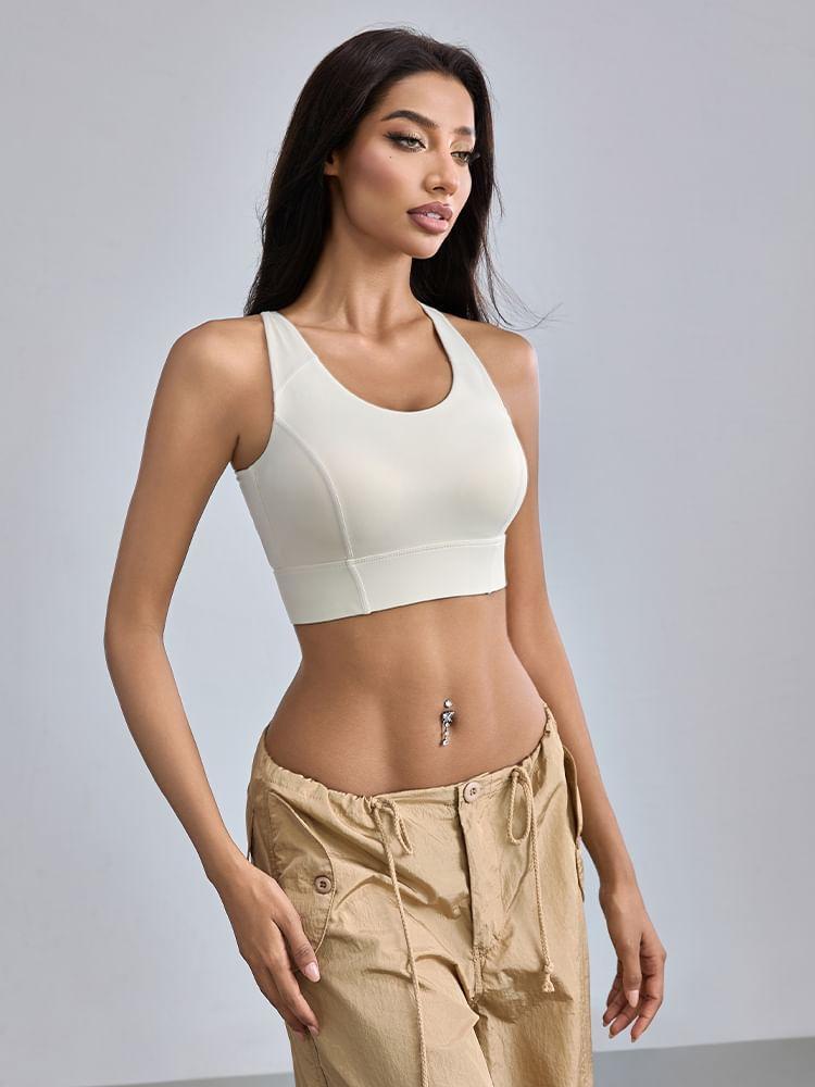 Plain Sports Bra Product Image