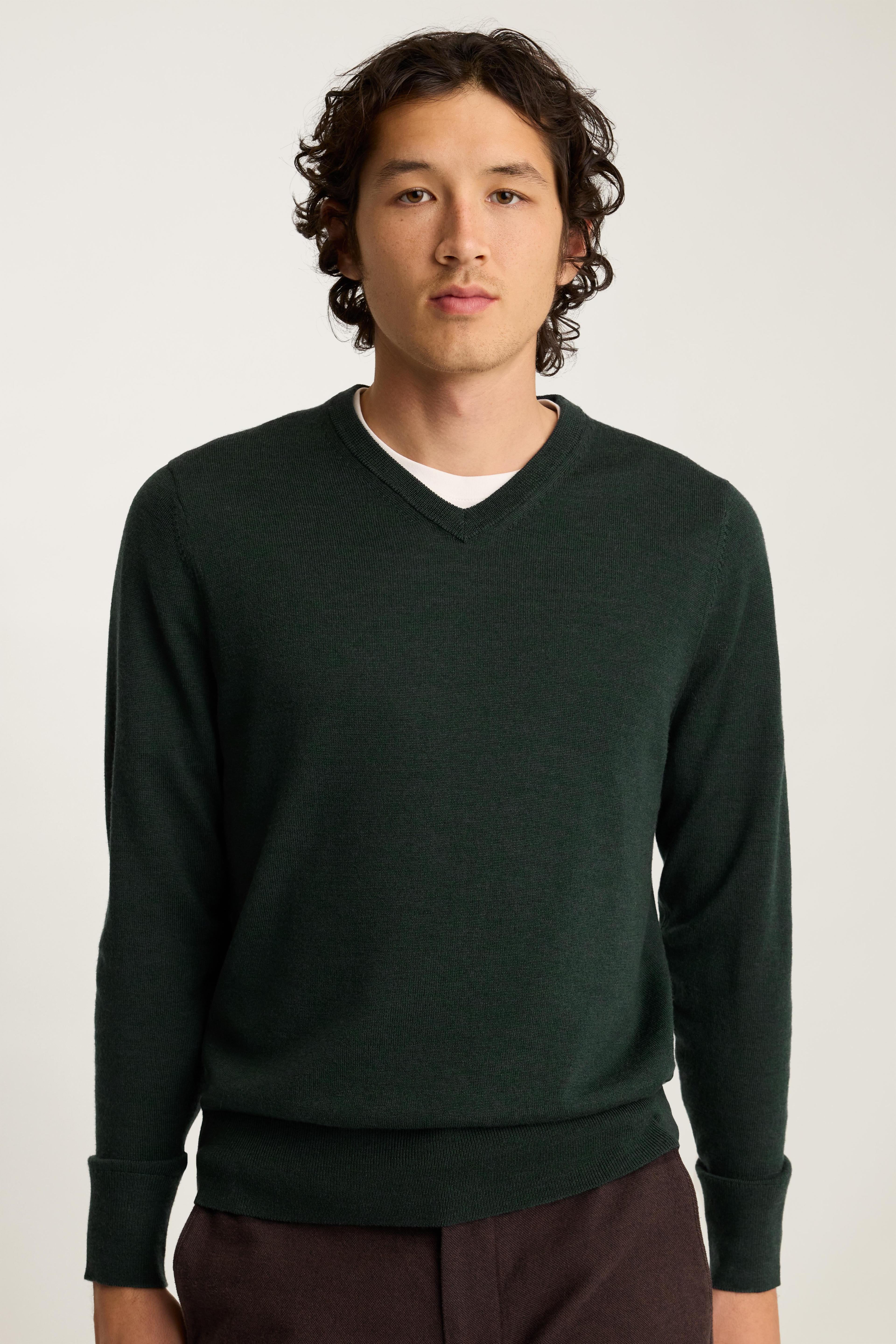 Washable Merino V-Neck Sweater Product Image