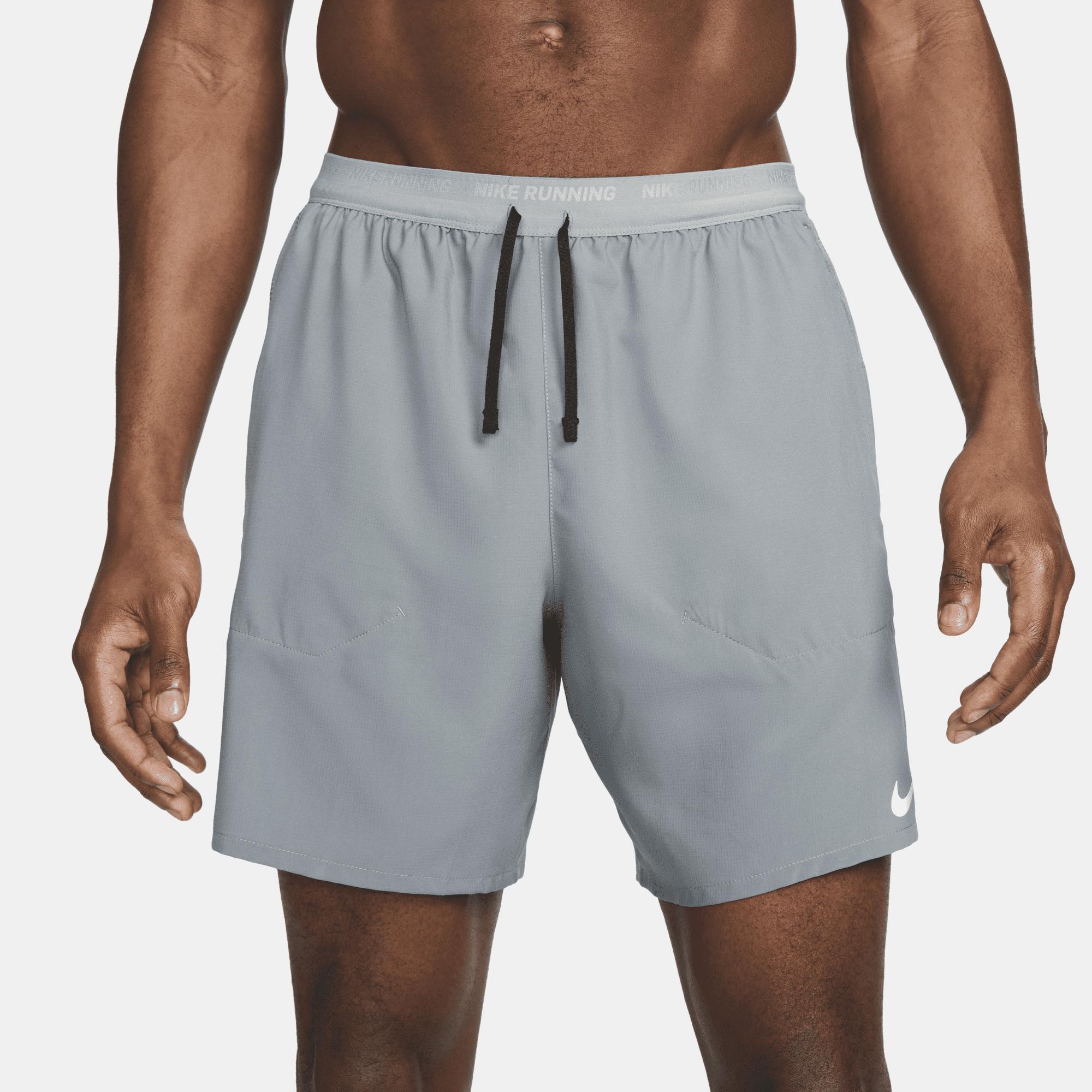 Nike Men's Stride Dri-FIT 7" 2-in-1 Running Shorts Product Image