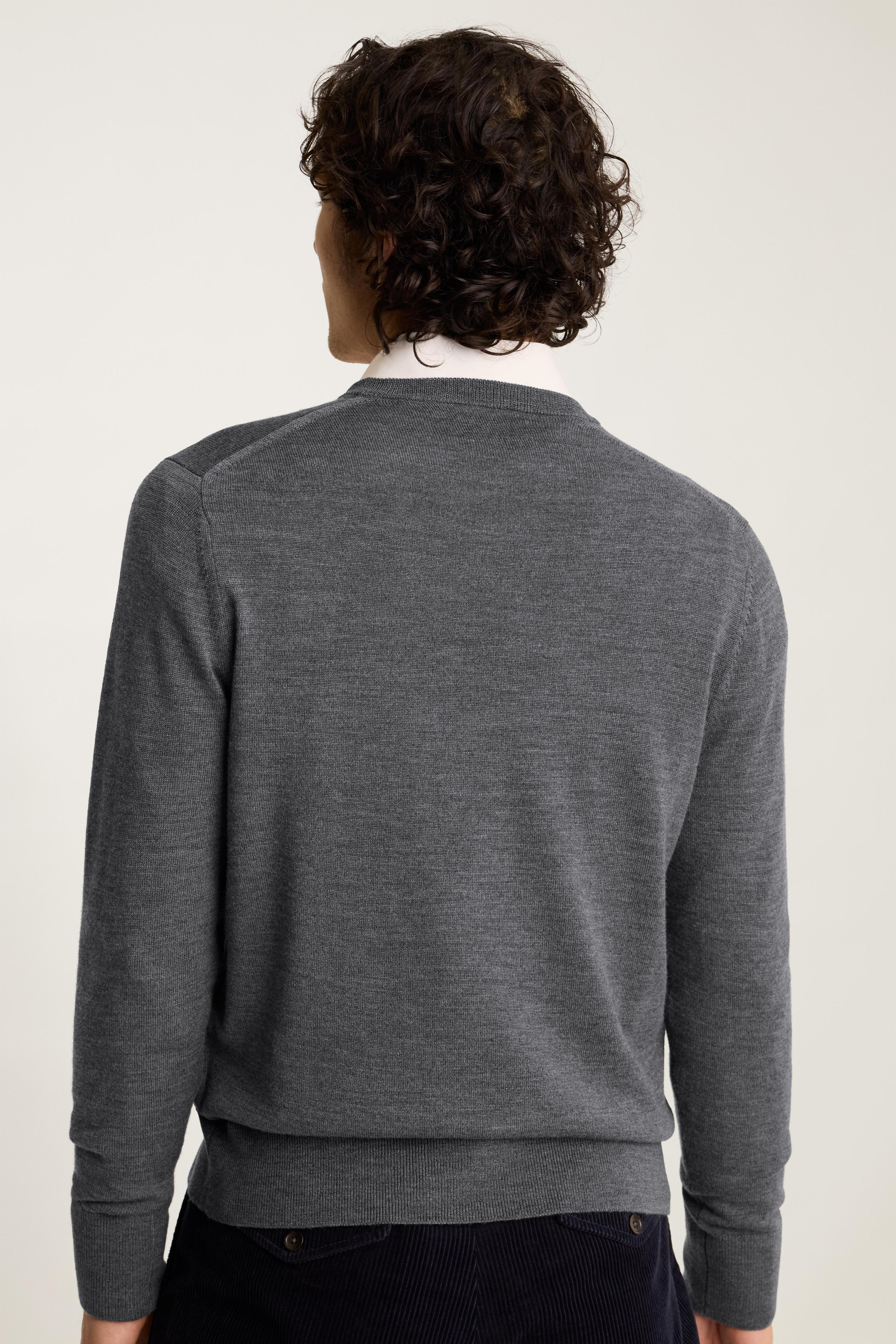 Washable Merino V-Neck Sweater Product Image