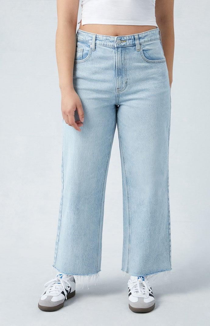 Women's Eco Stretch Light Indigo Curve Cropped Wide Leg Jeans Product Image