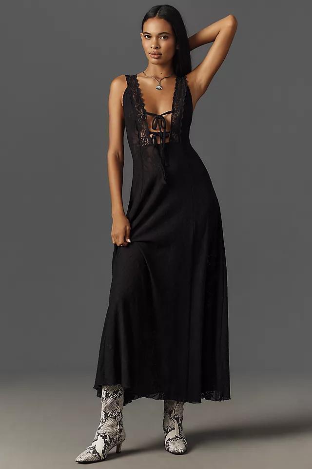 WeWoreWhat Sleeveless V-Neck Lace Maxi Dress product image