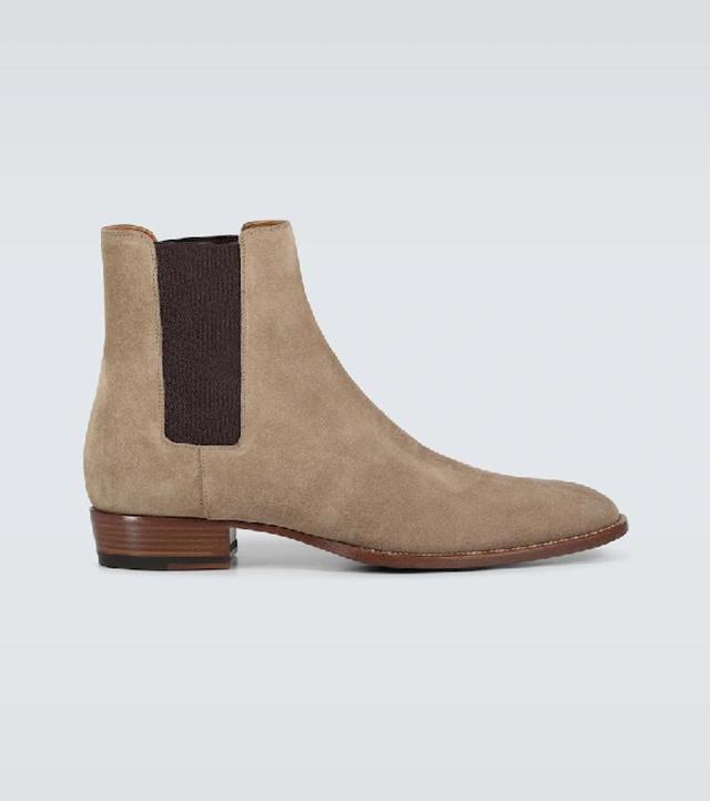 SAINT LAURENT Wyatt Suede Chelsea Boots In 9870 New Sigaro Product Image