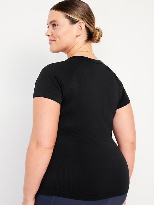 Fitted Seamless T-Shirt Product Image