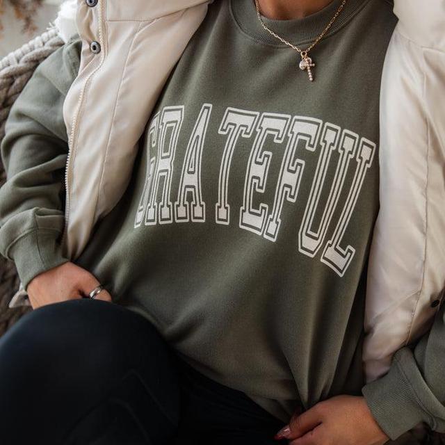 Grateful Olive Oversized Graphic Sweatshirt Product Image