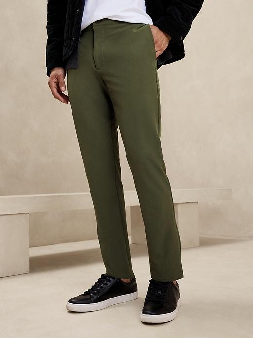 Performance Slim Tapered Pant Product Image