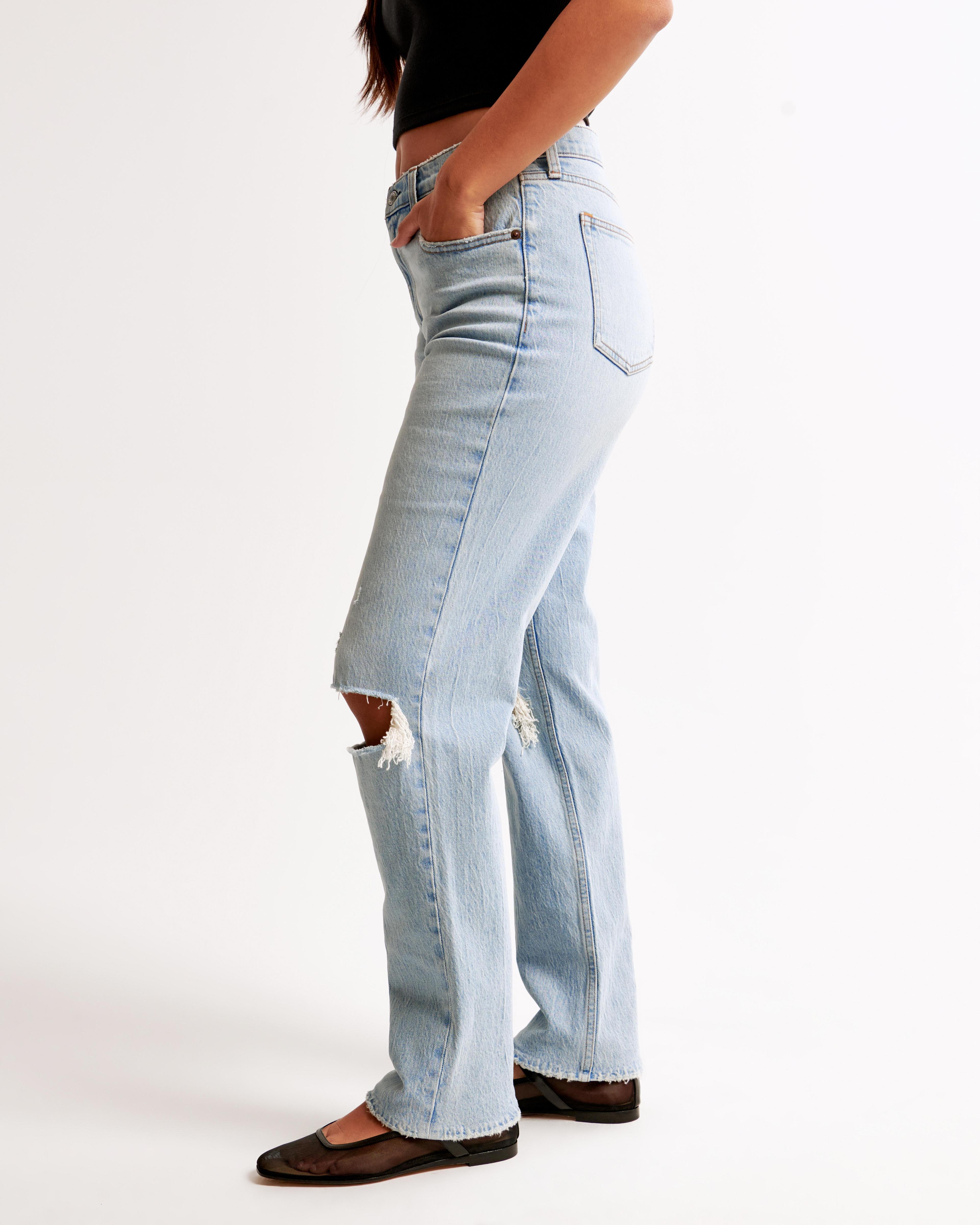 Curve Love Mid Rise 90s Straight Jean Product Image