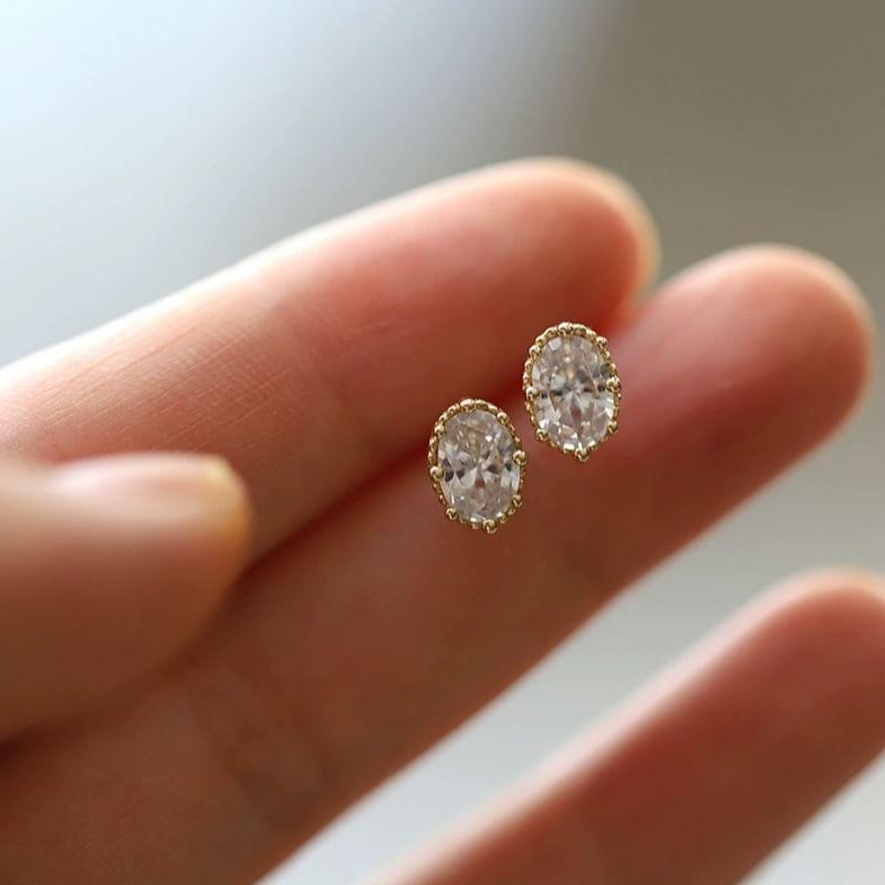 S925 Sterling Silver Rhinestone Stud Earring Product Image