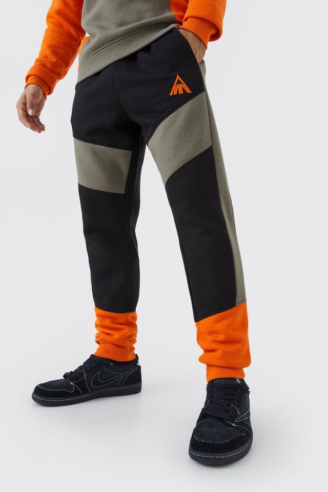 Man Slim Fit Colour Block Jogger | boohooMAN USA Product Image