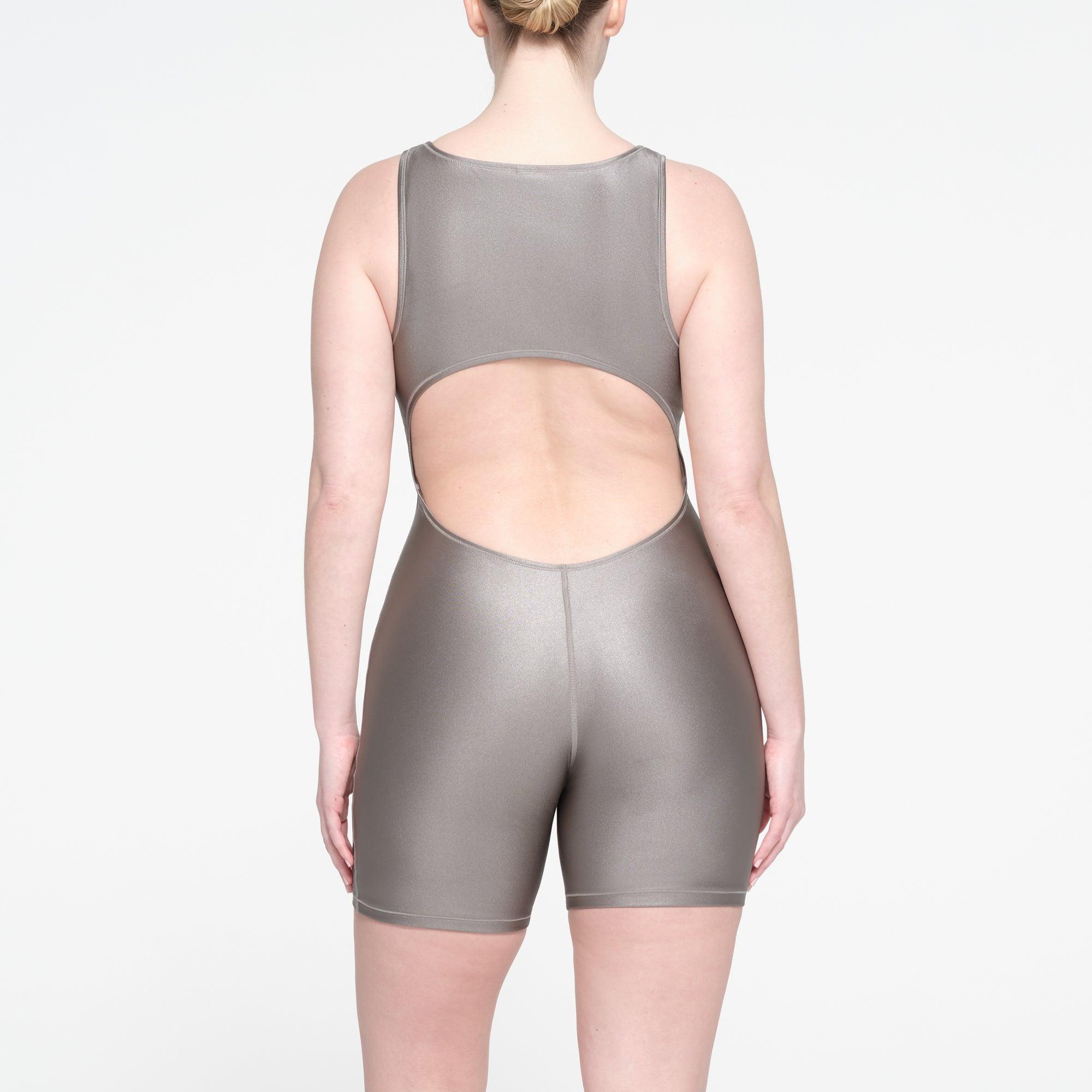 SHINE SWIM TRIANGLE TOP | SMOKE Product Image