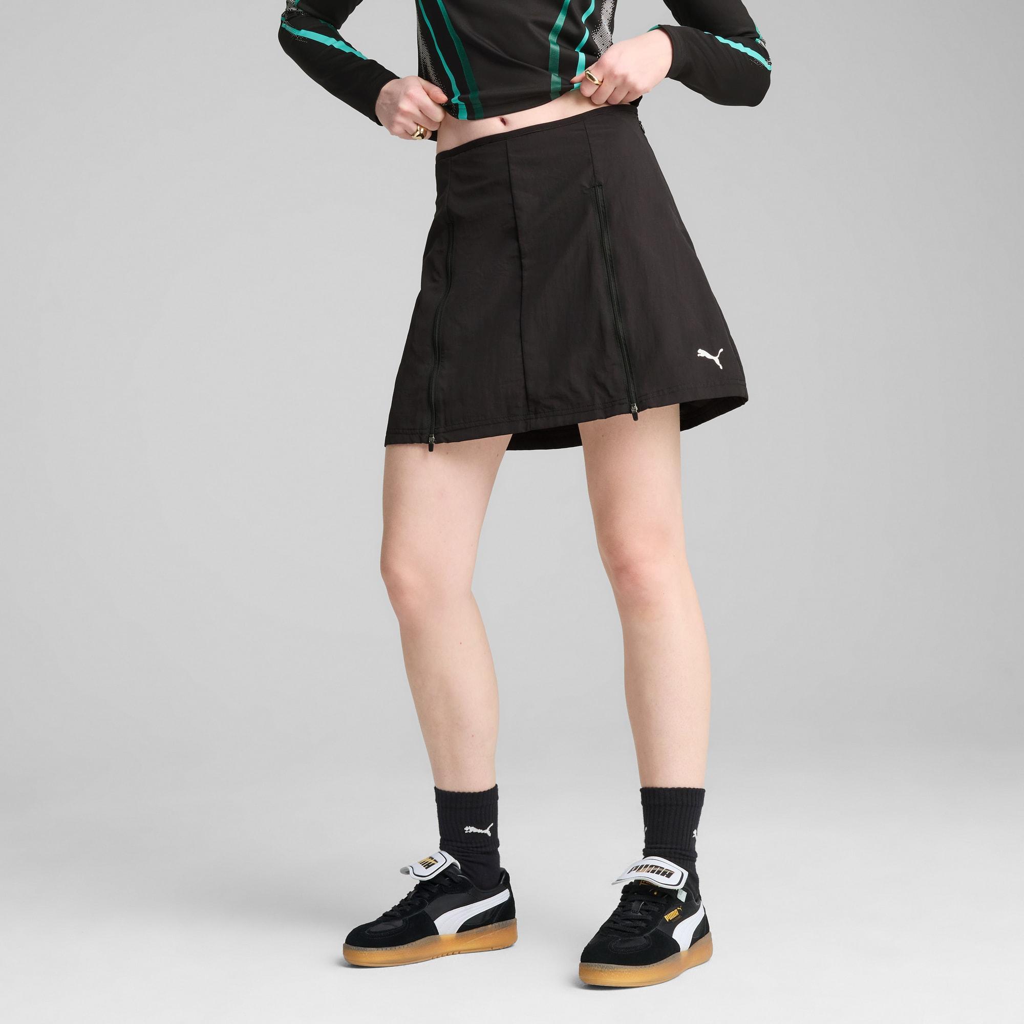 DARE TO Women's Zip-Off Woven Skirt Product Image