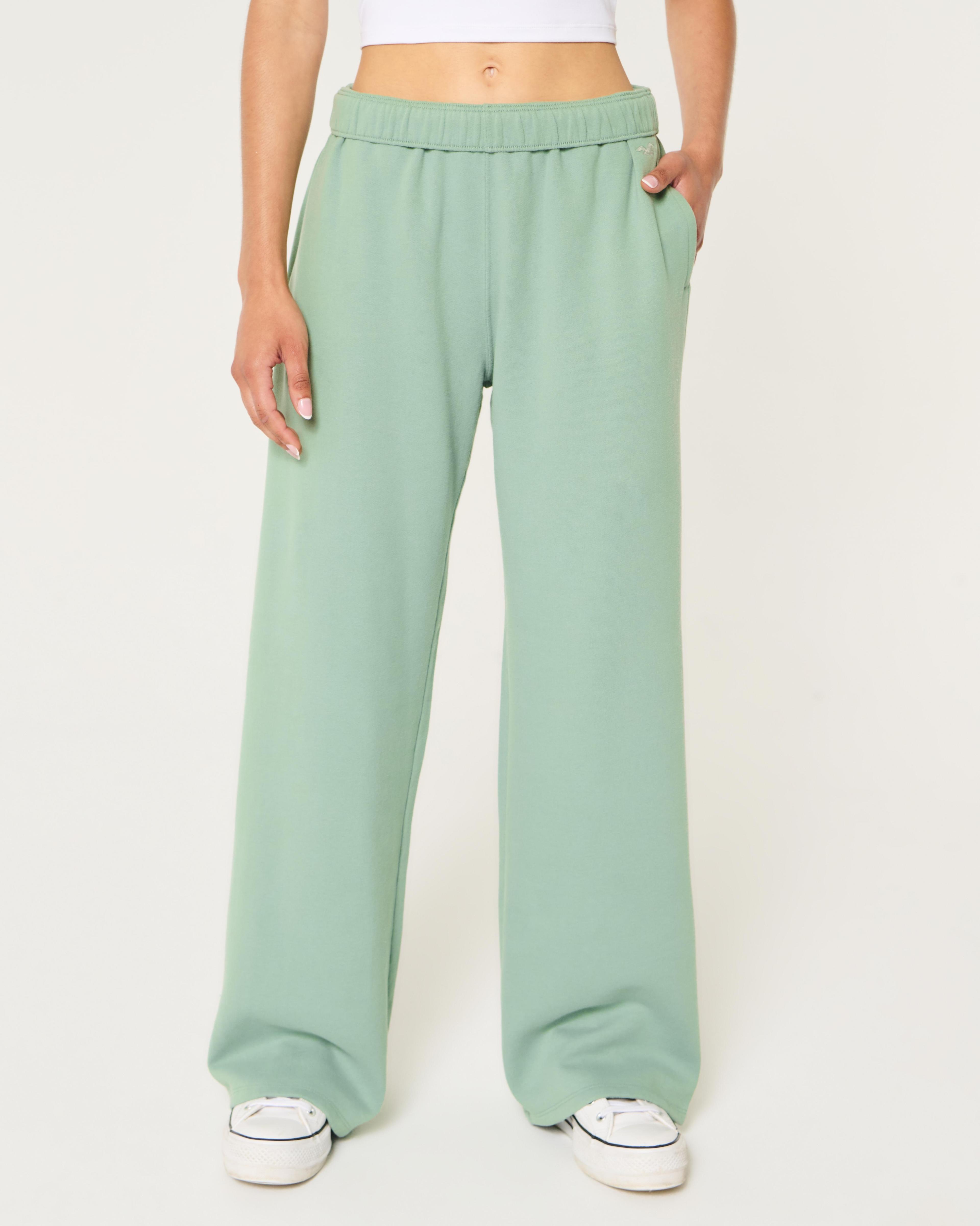 Hollister Feel Good Flece Ultra High-Rise Wide-Leg Pants Product Image