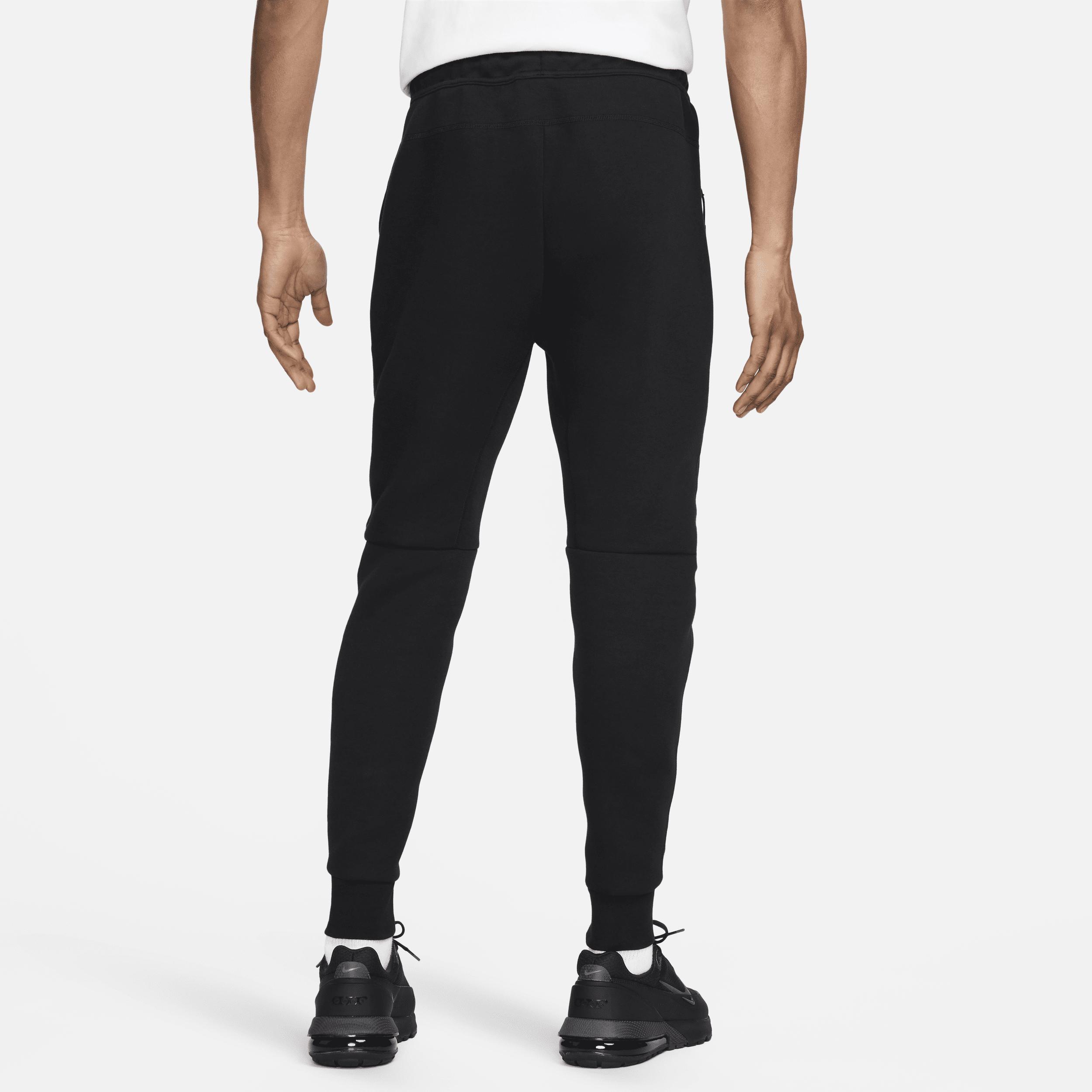 Liverpool FC Tech Fleece Nike Men's Soccer Jogger Pants Product Image