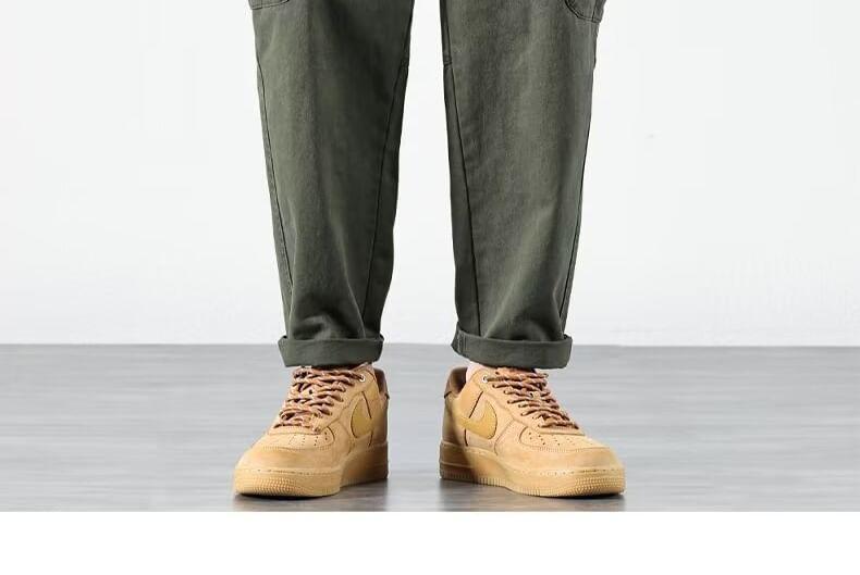 Mid Rise Lettering Applique Tapered Cargo Pants Product Image