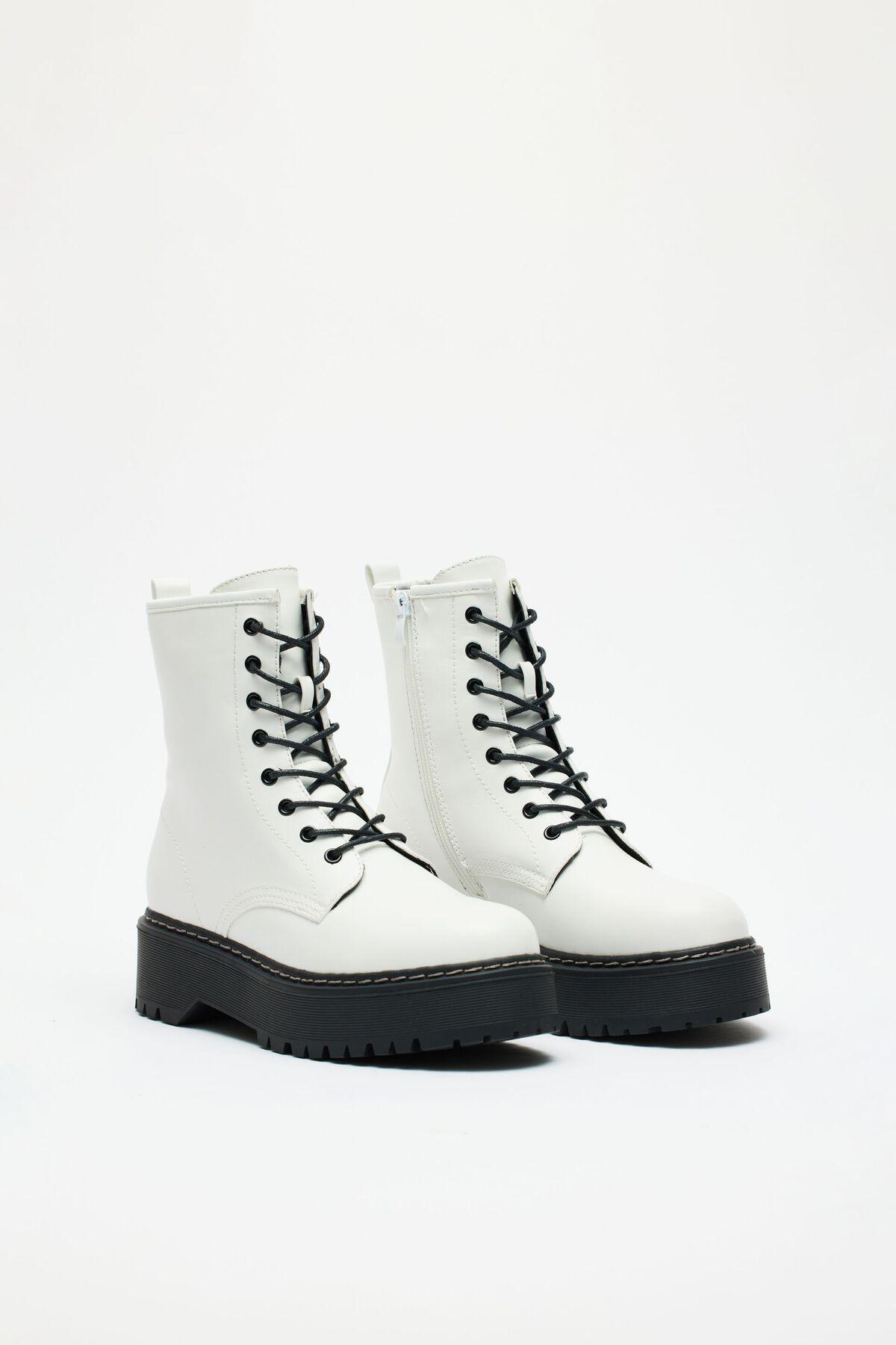 STEVE MADDEN Betty Boots Product Image