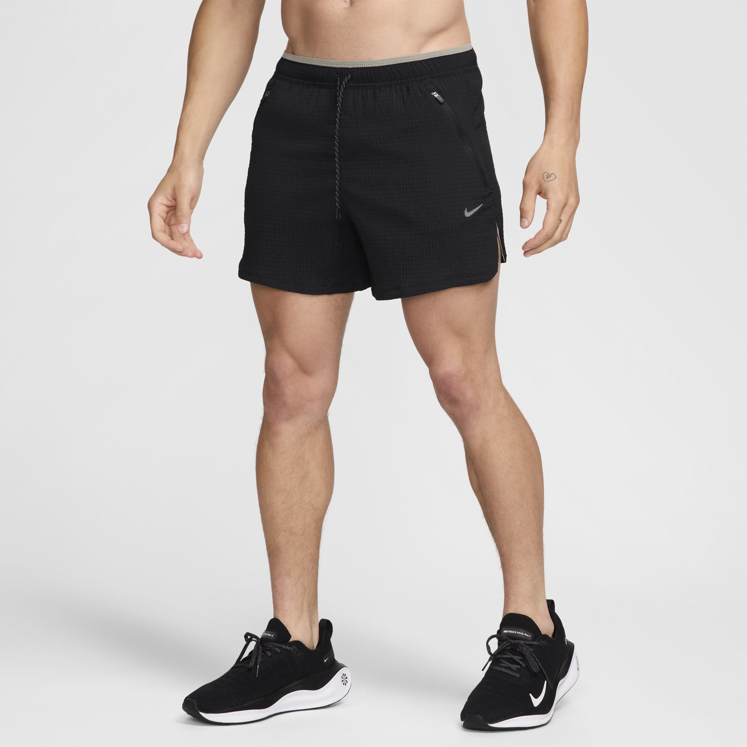 Nike Men's Stride Running Division Dri-FIT 5" Brief-Lined Running Shorts Product Image