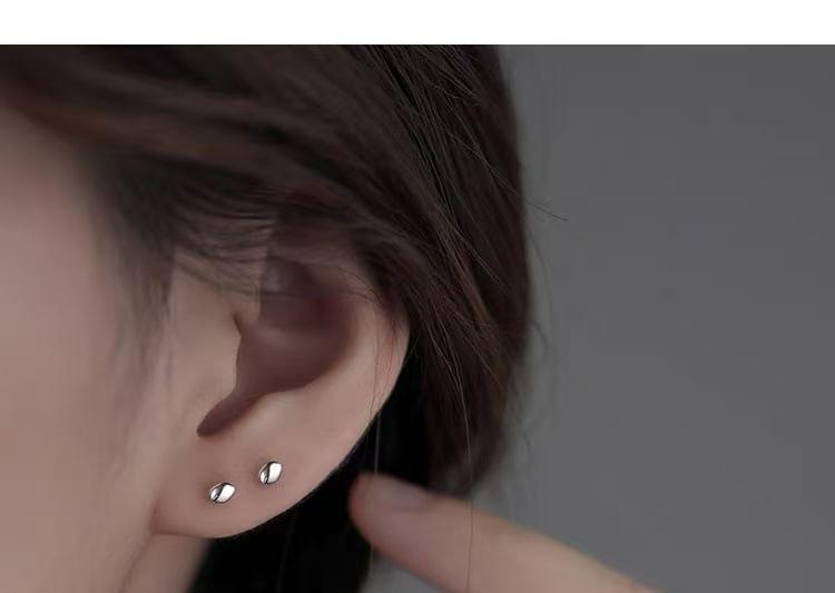 Sterling Silver Stud Earring Product Image