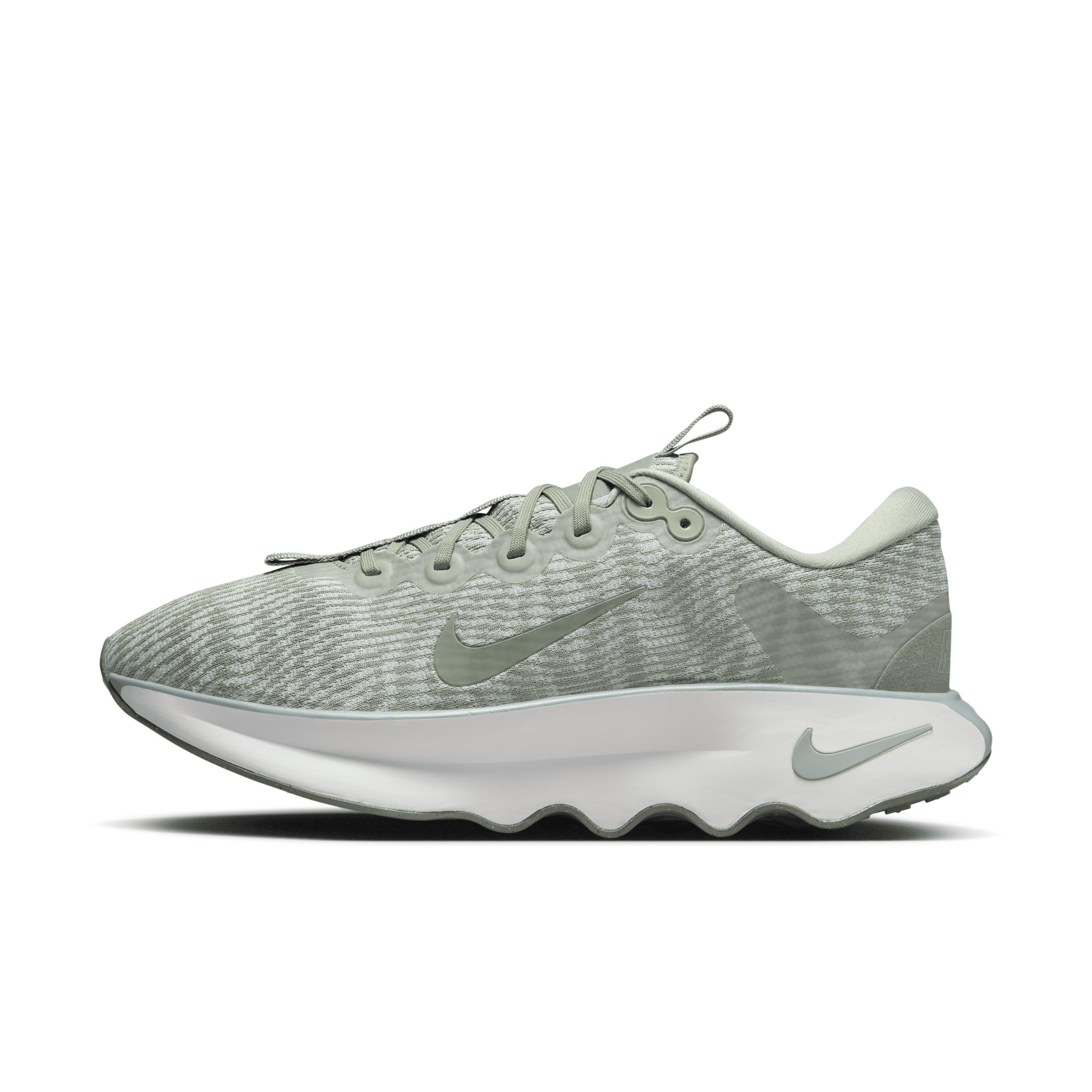 Nike Men's Motiva Walking Shoes Product Image