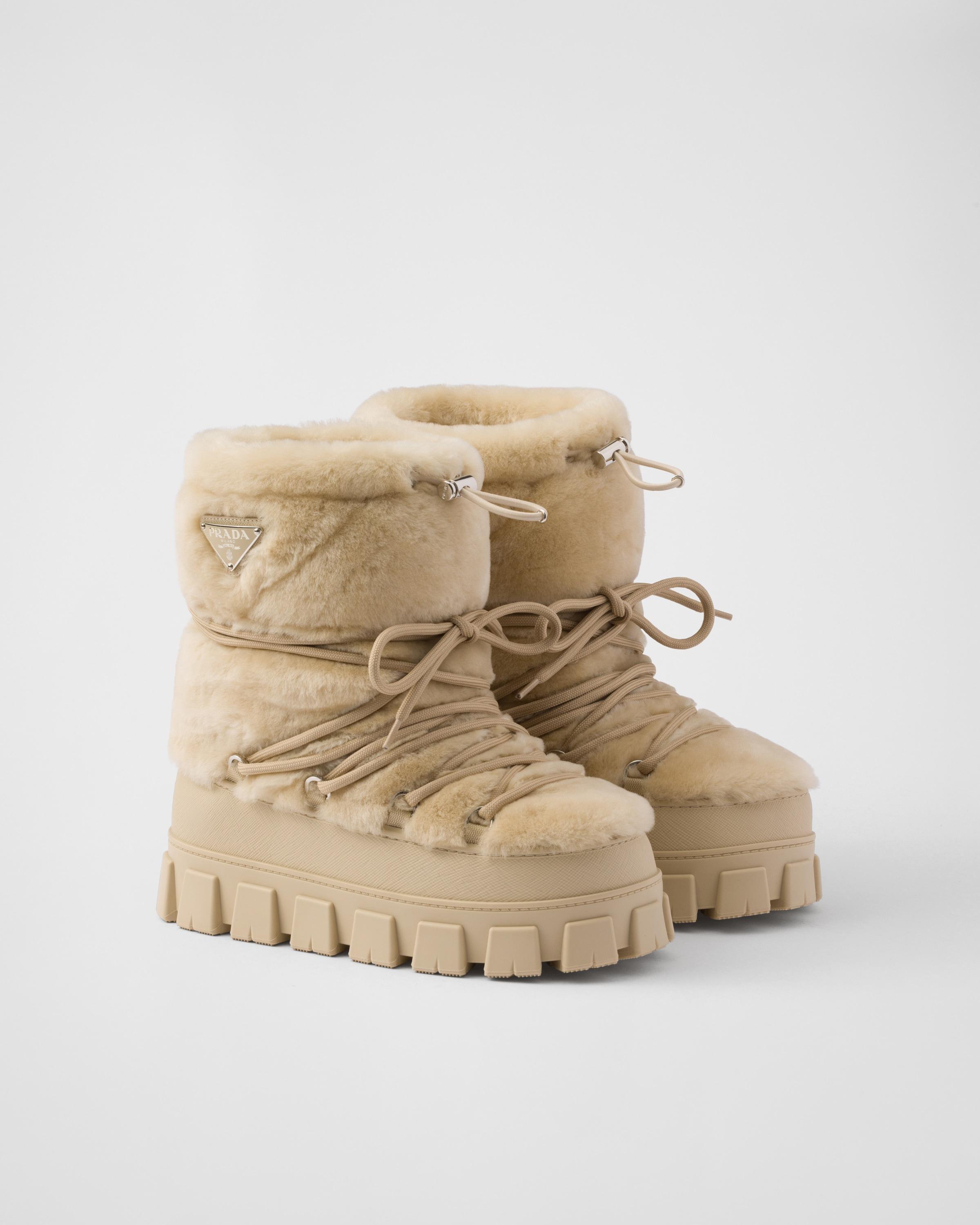 Shearling après ski booties Product Image