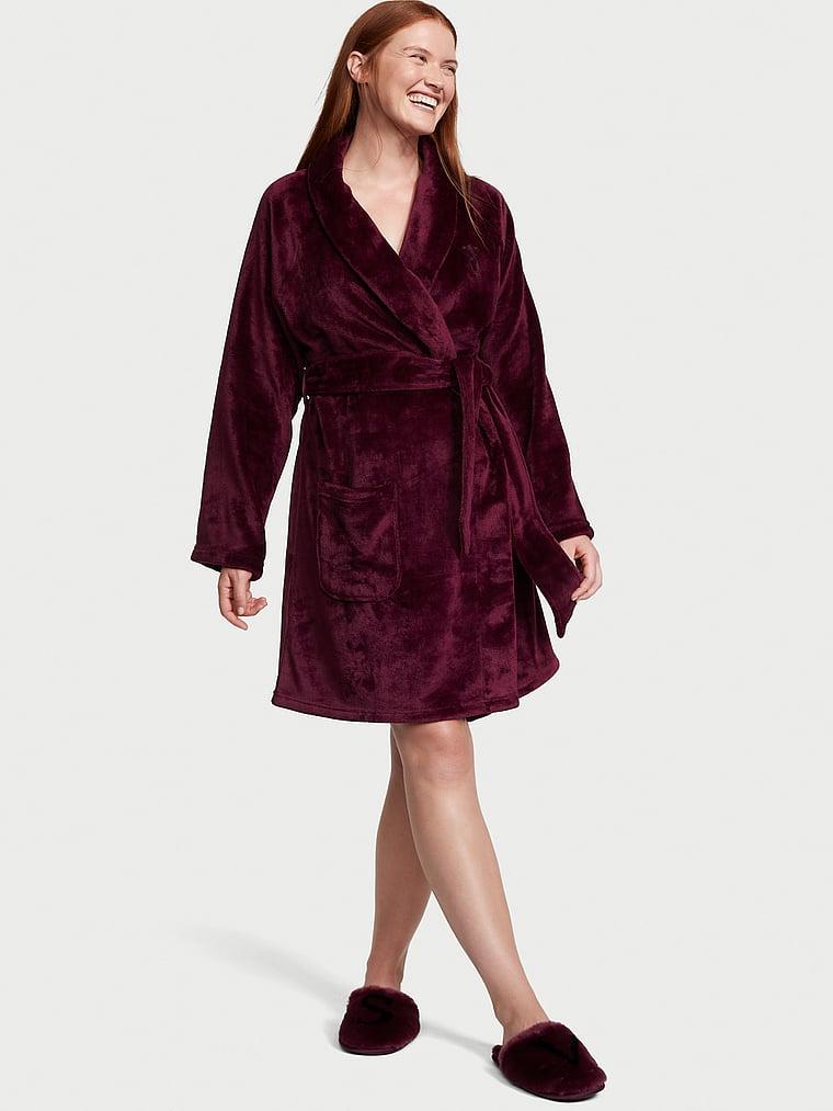 Short Cozy Robe Product Image